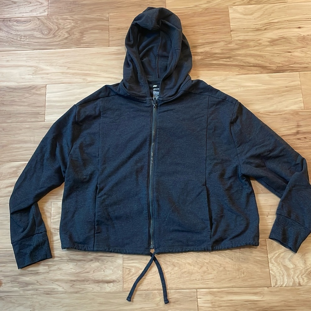 all in motion XL. Long sleeve Hoodie. Black